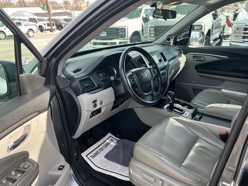 Used 2017 Honda Ridgeline RTL image 12