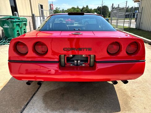Used 1989 Chevrolet Corvette Coupe image 13