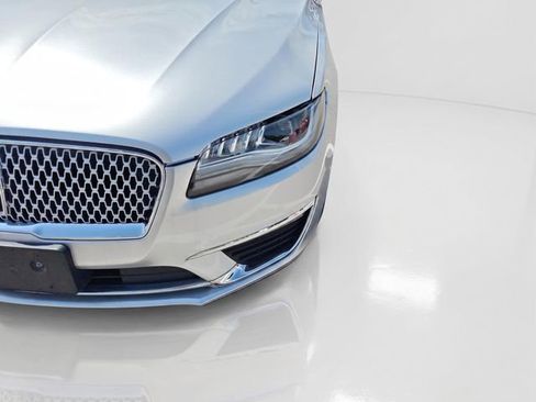 Used 2017 Lincoln MKZ Reserve w/ Climate Package FWD image 9