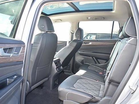 New 2026 Volkswagen Atlas SEL Premium R-Line AWD/4WD image 8
