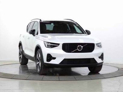 Certified 2025 Volvo XC40 B5 Plus