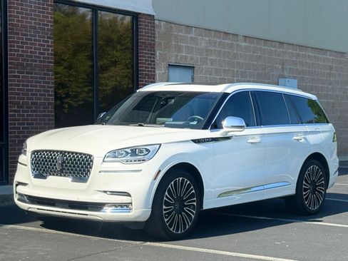 Used 2022 Lincoln Aviator Black Label w/ Dynamic Handling Package image 5