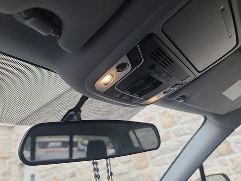 Used 2019 Honda Ridgeline RTL image 21
