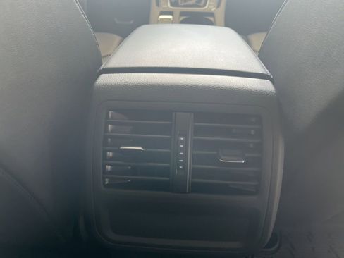 Used 2023 Volkswagen Arteon SEL image 38