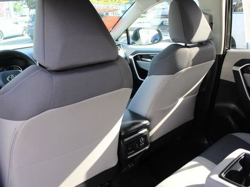 Certified 2024 Toyota RAV4 XLE AWD/4WD image 28