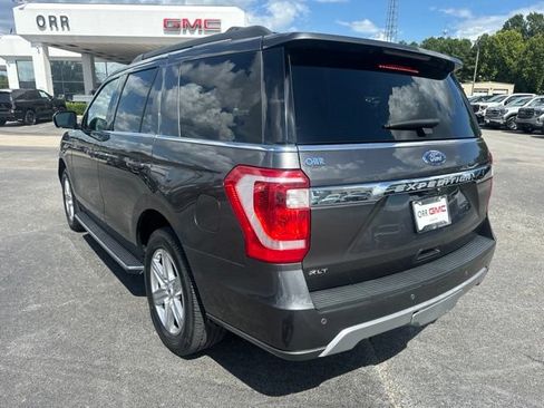 Used 2021 Ford Expedition XLT RWD image 2