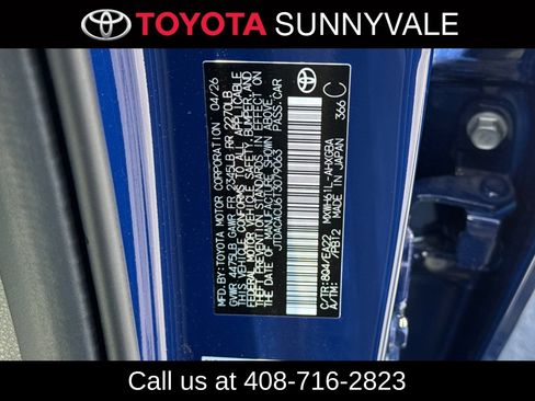 Used 2026 Toyota Prius Plug-In Hybrid FWD image 30