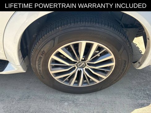 Used 2023 Nissan Armada SL w/ Captain's Chairs Package RWD image 5