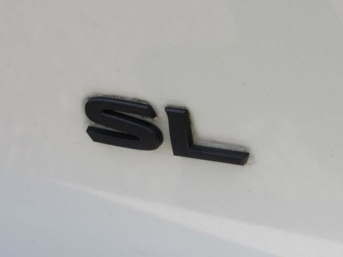 Used 2020 Nissan Pathfinder SL FWD image 14