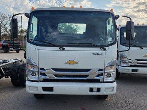 New 2024 Chevrolet Low Cab Forward image 7