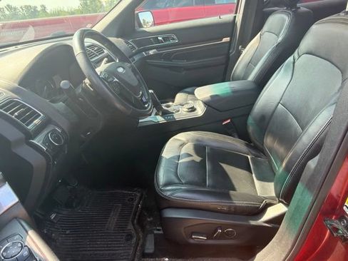 Used 2016 Ford Explorer Limited w/ Equipment Group 301A AWD/4WD image 4