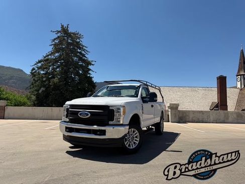 Used 2017 Ford F250 XL w/ Power Equipment Group AWD/4WD image 1