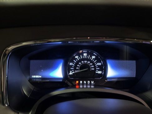 Used 2016 Lincoln Navigator Reserve image 16