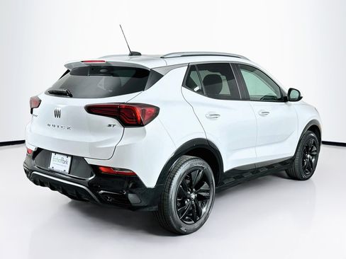 Used 2024 Buick Encore GX Sport Touring AWD/4WD image 9