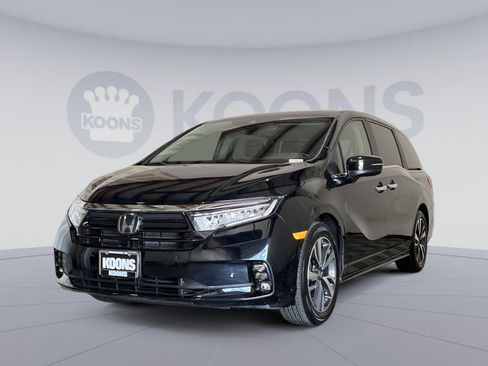 Used 2024 Honda Odyssey Touring image 1