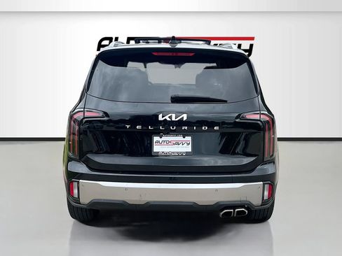 Used 2025 Kia Telluride EX w/ EX Captain's Chair Package FWD image 6