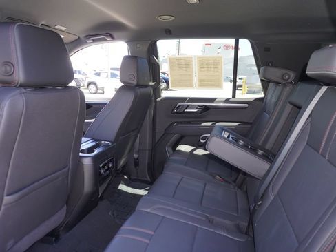 Used 2026 Chevrolet Tahoe RST RWD image 12