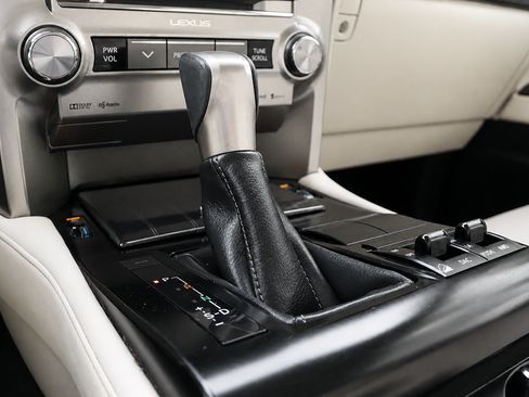 Used 2020 Lexus GX 460 Premium w/ Premium Package AWD/4WD image 41