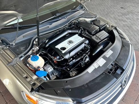 Used 2012 Volkswagen CC Sport FWD image 77