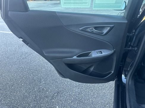 Used 2024 Chevrolet Malibu LT image 21