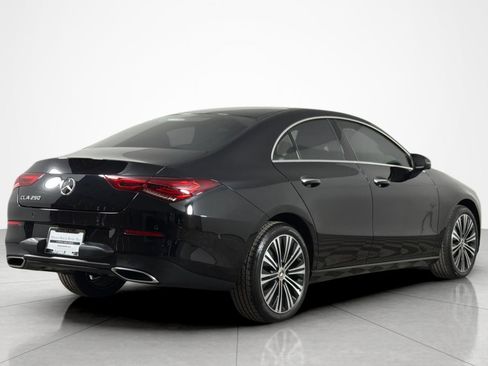 Used 2023 Mercedes-Benz CLA 250 image 5
