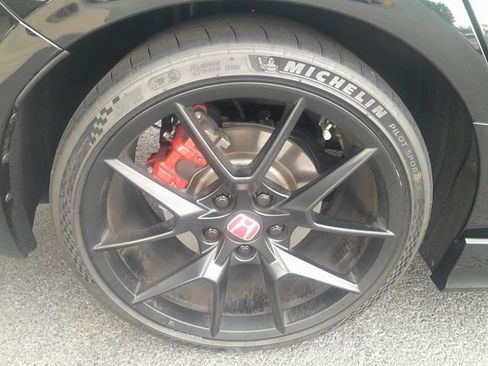 Used 2025 Honda Civic Type R image 25