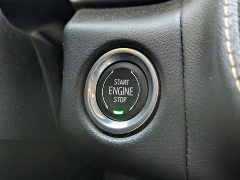 Used 2023 Chevrolet Tahoe Premier w/ Advanced Technology Package AWD/4WD image 31