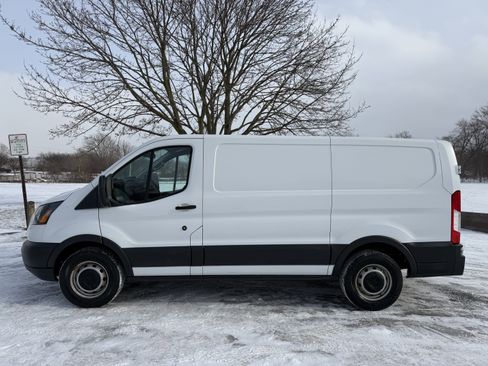 Used 2017 Ford Transit 150 130 Low Roof image 6