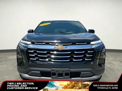 Used 2025 Chevrolet Equinox LT AWD/4WD image 16