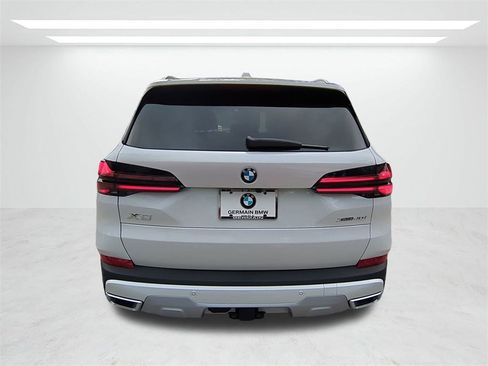 New 2026 BMW X5 xDrive40i image 5