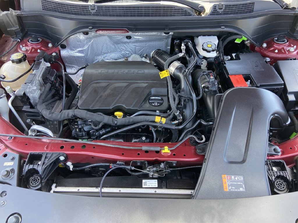 Used 2024 Chevrolet Trax LS w/ LS Convenience Package FWD image 24