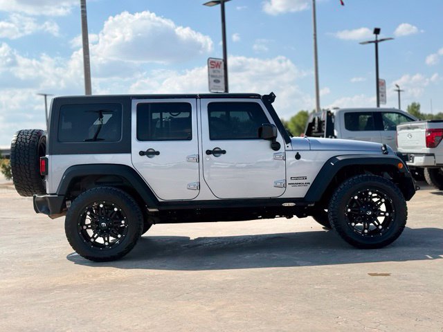 Used 2013 Jeep Wrangler Unlimited Sport AWD/4WD image 8