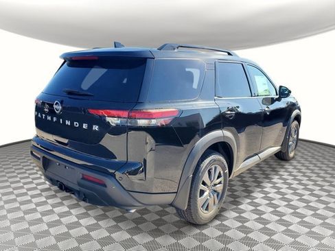 New 2025 Nissan Pathfinder SV w/ SV Premium Package image 5