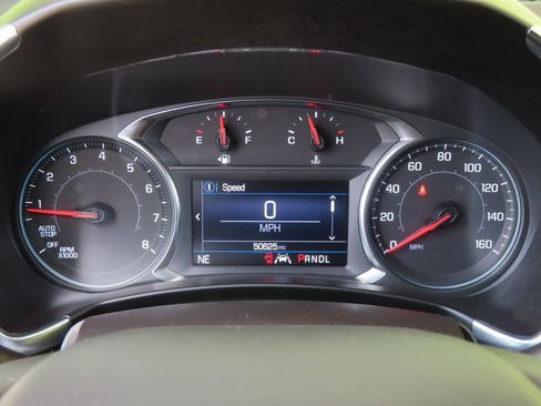 Used 2023 Chevrolet Equinox LT w/ Driver Convenience Package image 23