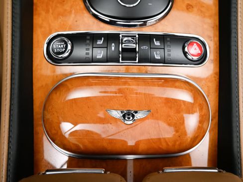 Used 2017 Bentley Continental GT image 19