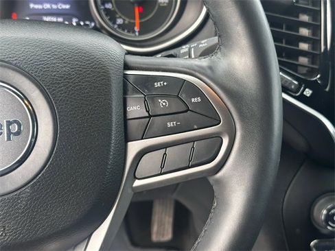 Used 2019 Jeep Cherokee High Altitude image 14