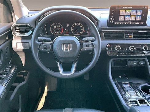 Certified 2025 Honda Pilot EX-L image 8