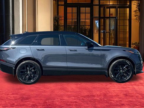 New 2026 Land Rover Range Rover Velar Dynamic SE image 8