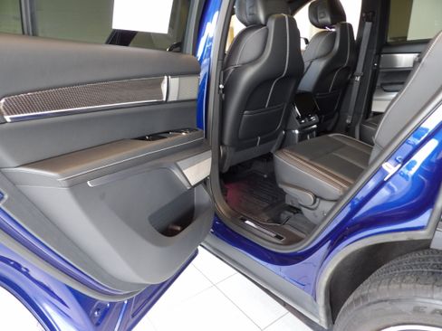 Used 2026 Cadillac Vistiq Sport w/ LPO, Floor Liner Package AWD/4WD image 16
