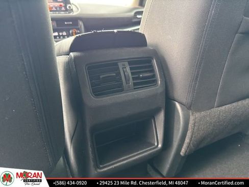 Used 2023 Nissan Rogue S image 25