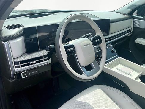 Used 2025 Hyundai Santa Fe Calligraphy image 14