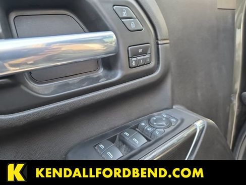 Used 2023 GMC Sierra 2500 AT4 w/ AT4 Preferred Package AWD/4WD image 10
