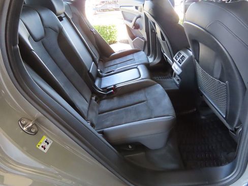 Used 2022 Audi SQ5 Premium Plus w/ Premium Plus Package AWD/4WD image 30