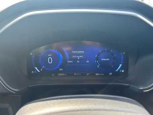 Used 2022 Ford Escape Titanium w/ Class II Trailer Tow Package image 19