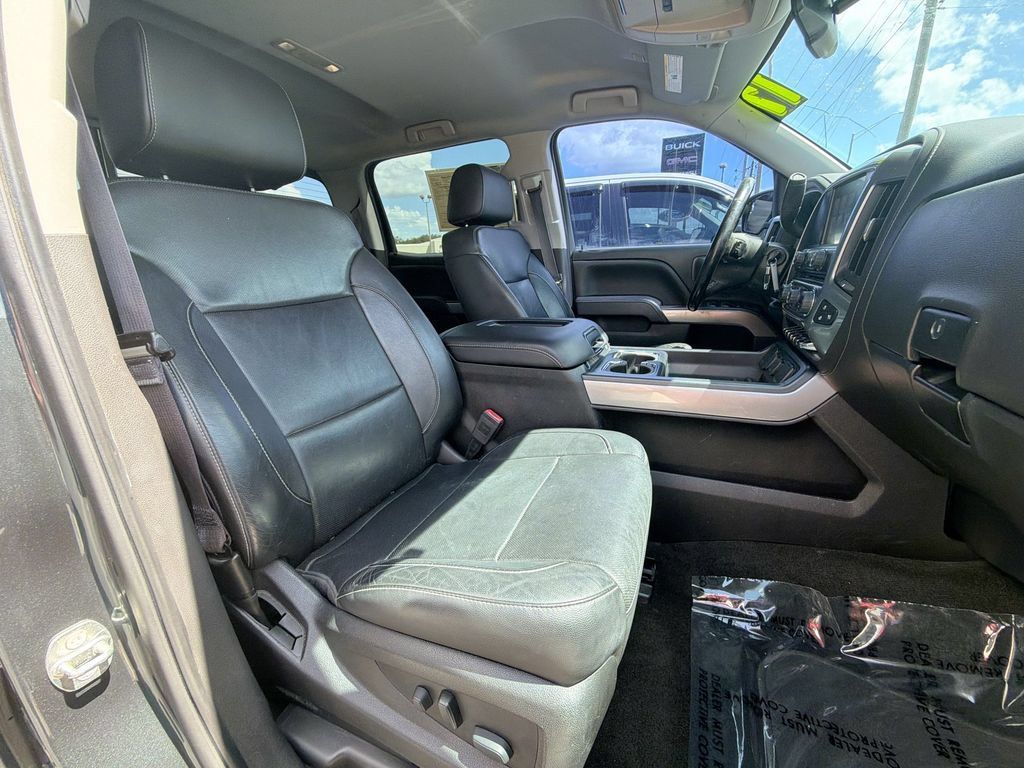 Used 2017 Chevrolet Silverado 1500 LTZ Z71 w/ LPO, Black Pack AWD/4WD image 14