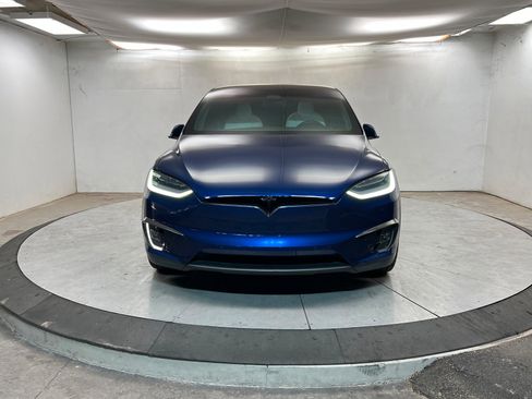 Used 2021 Tesla Model X Performance image 9