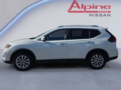 Certified 2020 Nissan Rogue SV image 2