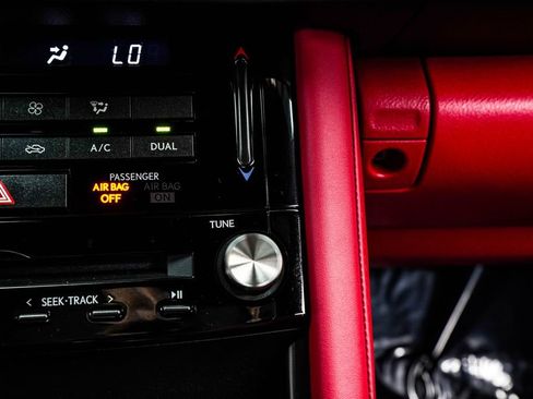 Used 2023 Lexus IS 500 image 29