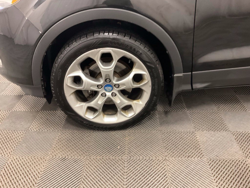 Used 2013 Ford Escape Titanium AWD/4WD image 9