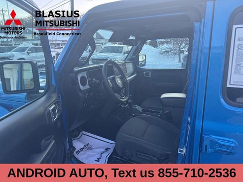 Used 2024 Jeep Wrangler Unlimited w/ Convenience Group image 11